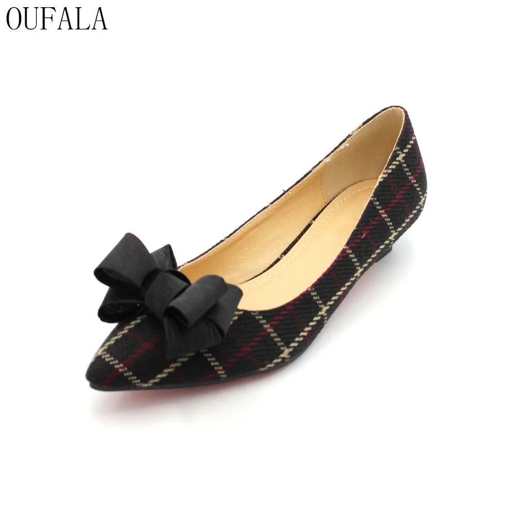 in style flat shoes