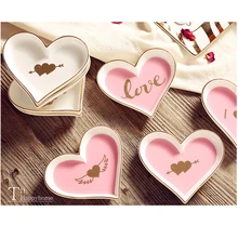 NEW luxury ceramic love plate exquisite heart-shaped ceramic gilt small dish jewelry plate storage decorative plate woman gift NEW luxury ceramic love plate exquisite heart-shaped ceramic gilt small dish jewelry plate storage decorative plate woman gift