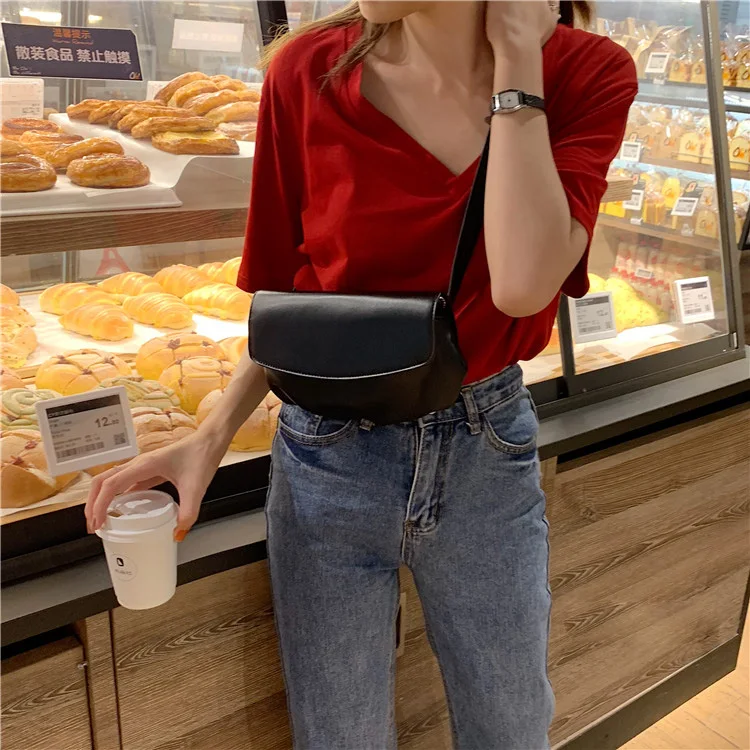 Винтаж Сумочка для пышек простой Стиль из искусственной кожи плеча Crossbody сумки для Для женщин Брендовая Дизайнерская обувь одноцветное Цвет маленькая нагрудная сумка