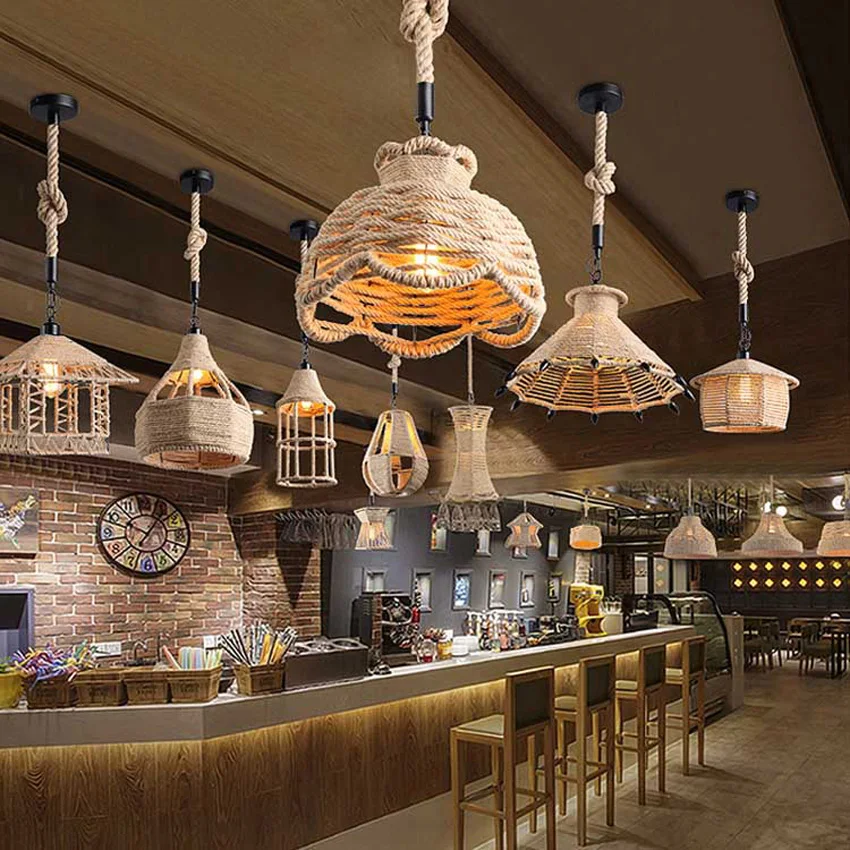 Светильники в кафе подвесные. Светильники над баром. Светильники для кафе баров ресторанов