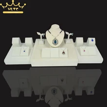 Новейшая Витрина ювелирных изделий бежевый бархат кулон держатель ожерелье бюст стенд с браслетами серьги стойки Oragnizer чехлы