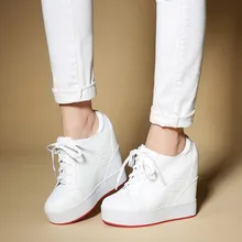 Женские кроссовки; Модные женские кроссовки на танкетке со шнуровкой, визуально увеличивающие рост; обувь на платформе; женская повседневная обувь из натуральной кожи 12 см