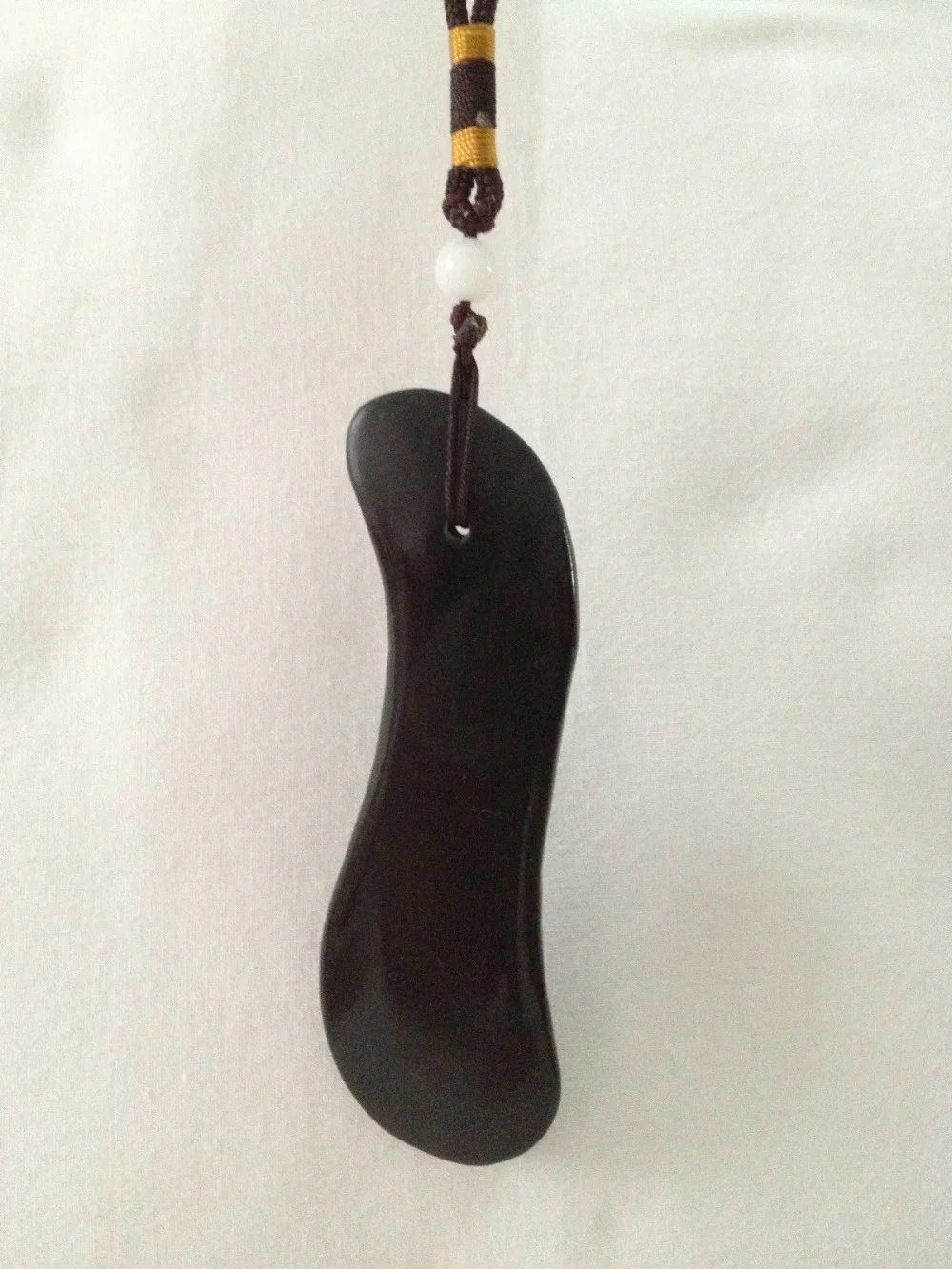 

The beauty black "Bianstone" massage stone Gua Sha Guasha Scrape -546