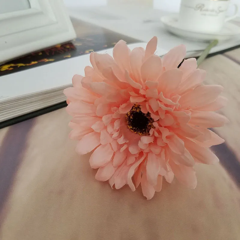 1PCS-Artificial-Flowers-Handmade-Gerbera-Fashion-Home-Garden-Bride-DIY-Wreath-Ornament-Wedding-Banquet-Decoration-Flower (11)