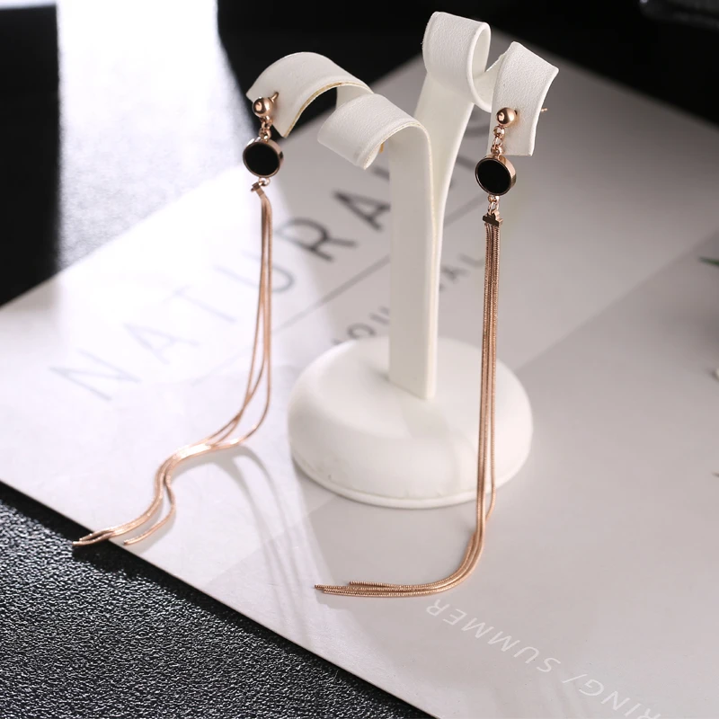 YUN RUO Новое поступление Модные индивидуальные серьги-гвоздики с кисточкой розового золотистого цвета женский подарок на день рождения титановая сталь ювелирные изделия не выцветают