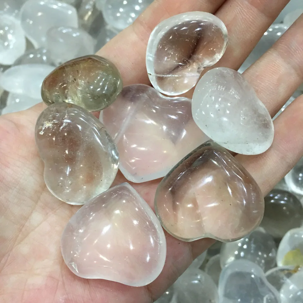 

10pcs Hot sale natural rare Clear and transparent quartz crystal heart decoration