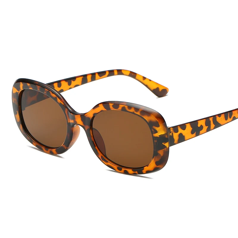 

Sunglass Square novelty sunglasses women 2018 new hip hop style color lenses retro glasses summer travel trend accessories