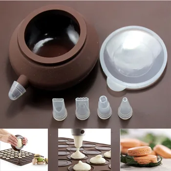 

Brown Tea-pot Shaped Large Size Food Degree Silicone Piping Pot Dessert Decorators For Milk Sauce Macaron Decoration Pot D696