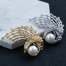 Free Shipping Fashion New Abstract Peacock Natural Freshwater Pearl Brooch Pearl Brooch Personality Women Accessories Jewelry Free Shipping Fashion New Abstract Peacock Natural Freshwater Pearl Brooch Pearl Brooch Personality Women Accessories Jewelry