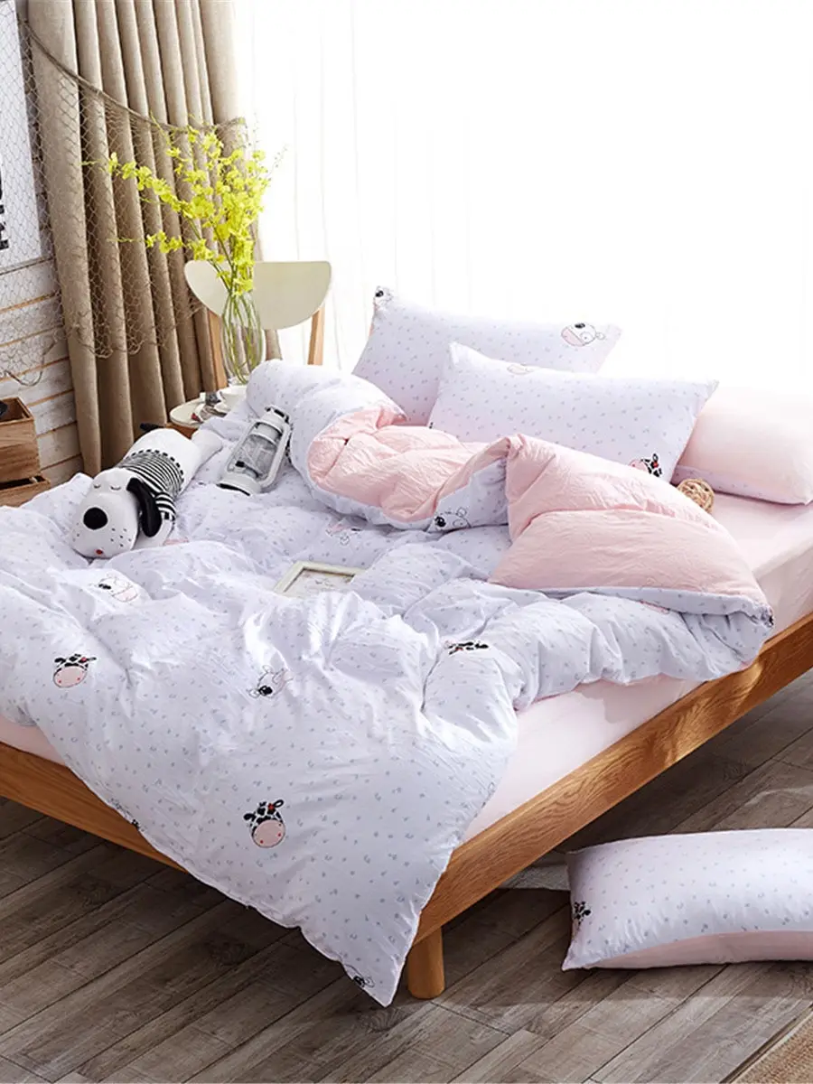 

4Pcs Cute Cartoon Cow Pattern Duvet Cover Fitted Sheet Pillowcases Set