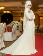 Muslim Long Sleeve Lace Wedding Dresses 2017 With Hijab Appliques High Neck Custom Made Bride Bridal Gown vestido de noiva