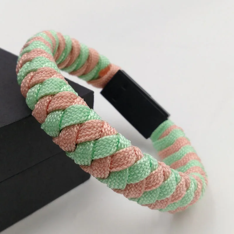 أحدث الإبداعية نسج paracord حبل بيانات سوار سوار USB بيانات الشحن سوار المحمولة USB سوار معدني شحن مجاني