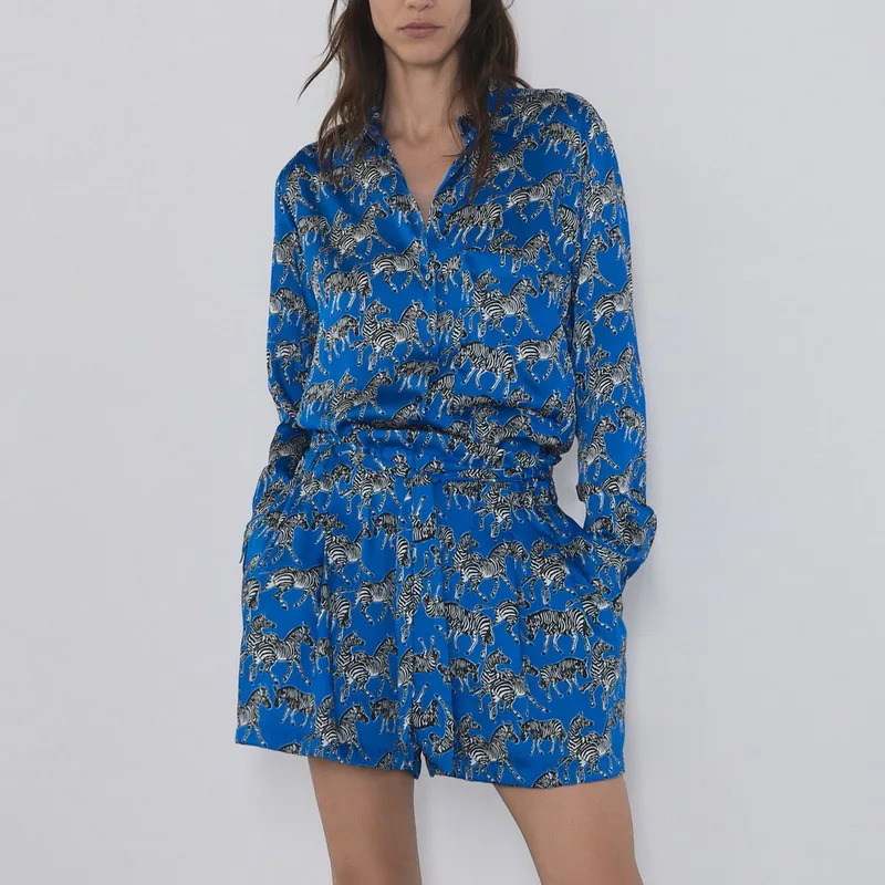 

Women Shirt and Short Summer 2019 New Fashion Animal Prints Casual Blouse and Wide Leg Shorts Modern Lady 2 pieces Sets