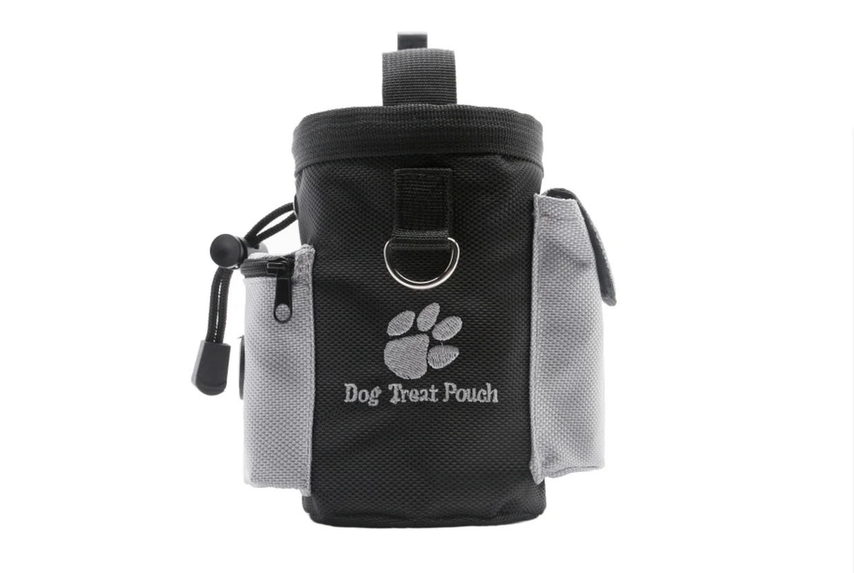 

2019 New Snack Bait Dog Outdoor Pouch Food Bag Dogs Snack Bag Useful Pet Dog Training Treat Dog Carriers Pack Pouch Hot