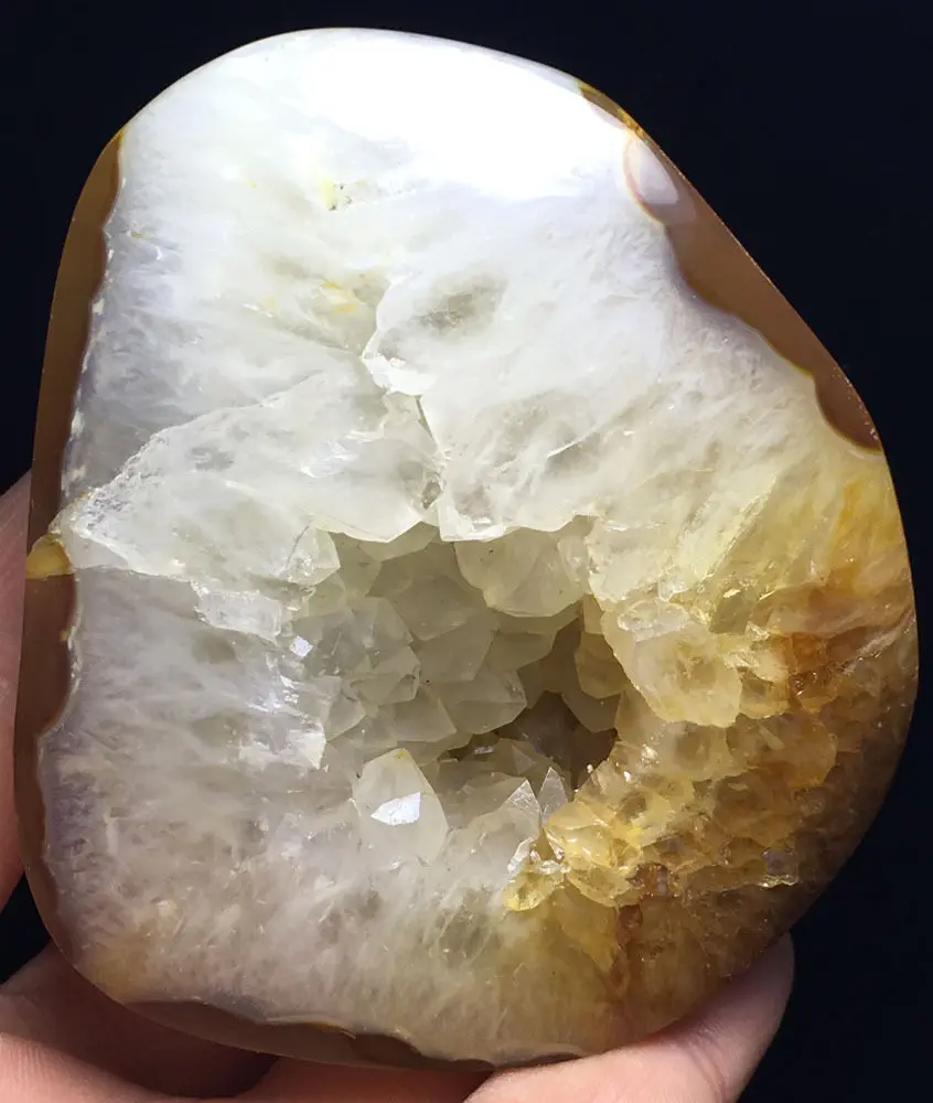 

290g Agate Geode! NATURAL CARNELIAN CRYSTAL QUARTZ Geode Agate stones Mineral specimen crystal glass