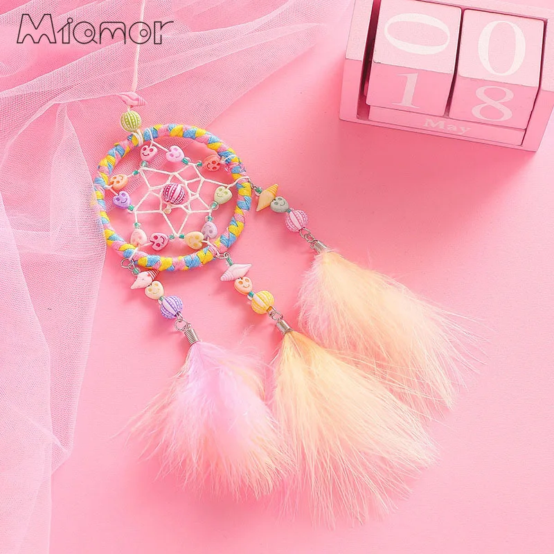 

MIAMOR Small Candy Color Dreamcatcher With Feather Gift for Kid's Bedroom Decor Car Pendant Home Wall Hanging Decoration AMOR147