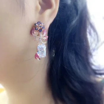 

Qi Xuan_Jewelry_New Earrings Flower Earrings S925 Silver Inlay Zircon Elegant And Irregular Irregular_Factory Direct Sales