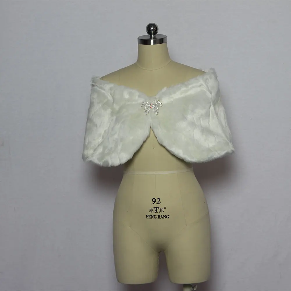 

Mingli Tengda Winter Spring Faux Fur Bridal Jacket Warm Boleros 2018 White Bride Wraps Cape Wedding Jacket Wedding Accessories