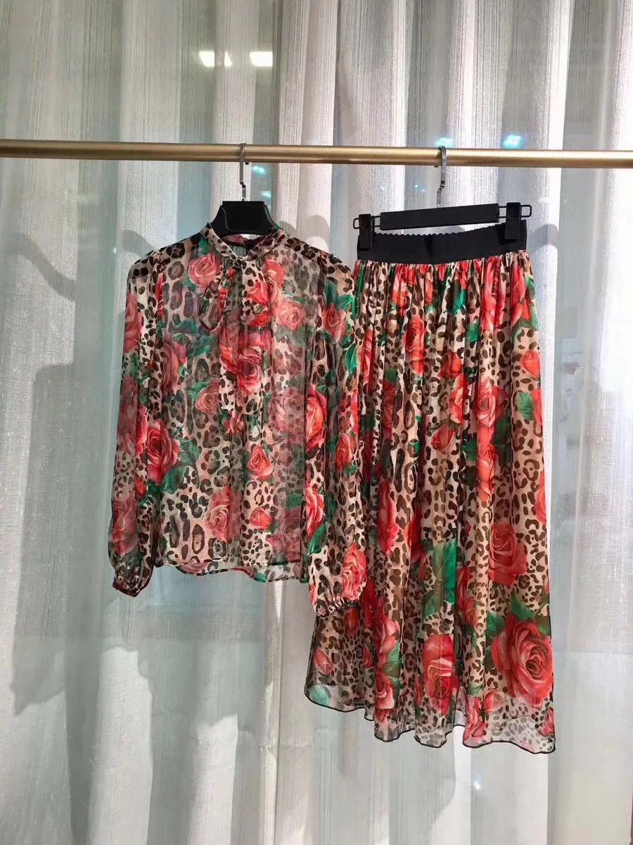 

Luxury Runway Fashion Leopard Skirt Set 2019 Summer Red Floral Print Long Sleeve Bow Tie Silk Blouses Shirts + Midi Skirts Suit