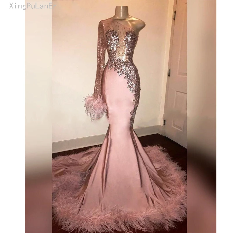 

Mermaid Prom Dress Glitter Sequin Long Sleeve Pink Black Girl with Feathers Train One Shoulder African Formal Graduation Dresses