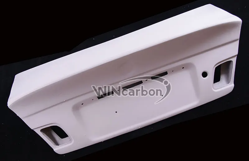 

OEM CSL STYLE REAL FBIER GLASS TRUNK FOR BMW E46 4D Sedan 2000-2006