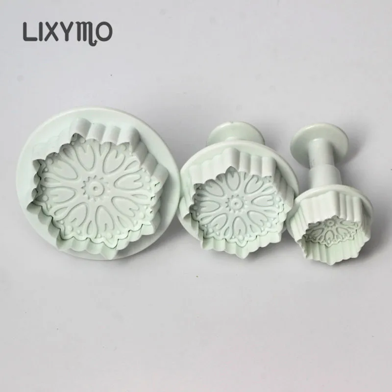 

1SET Snowflake shaped Plunger Fondant Molds Cutters Embosser Sugar craft Biscuits Cookies Moulds Cake Decoration DIY tools