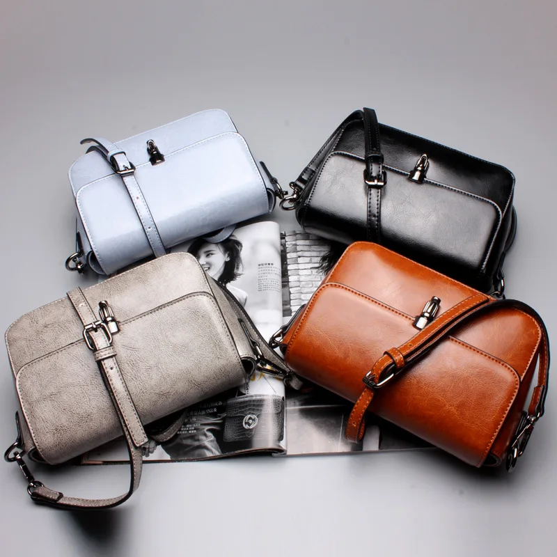 Ms. Korean version of the new leather buckle small square package Ms. leather version of the square leather shoulder crossed bag