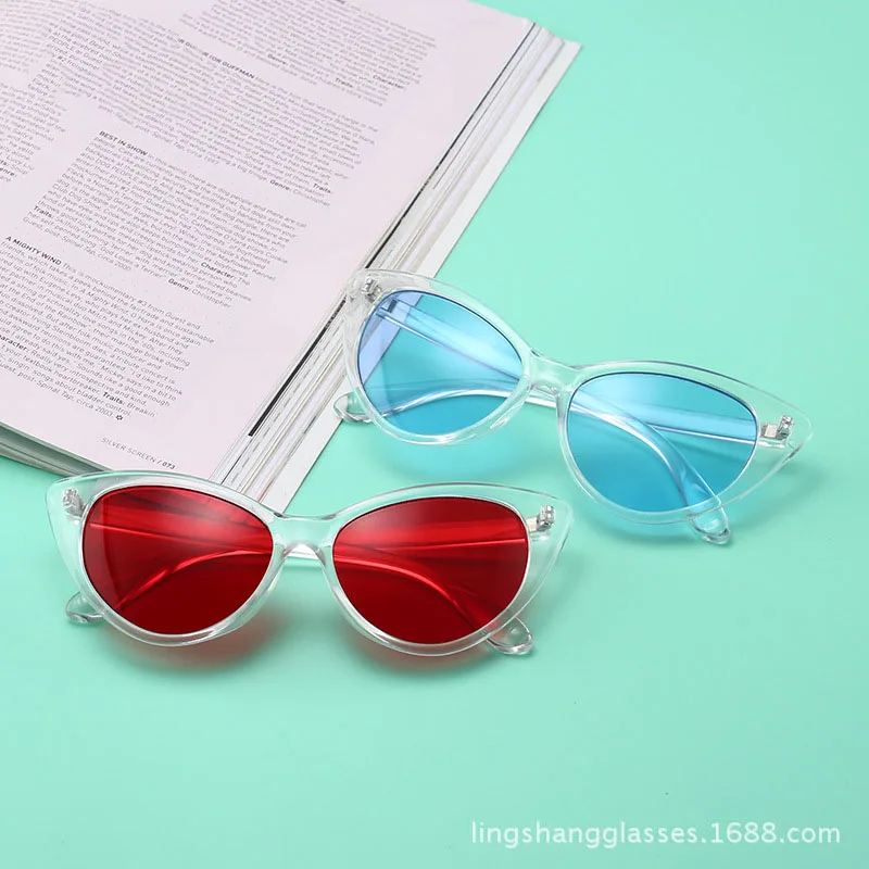 

2017 New Sunglasses Women Fashion Cat Eye Glasses Retro Hot Red Mirror Cat Eye's SunGlasses Vintage Sunglass With Multicolor