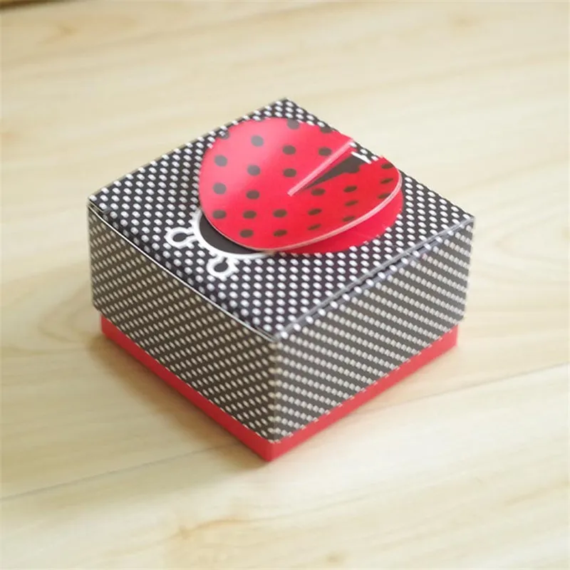 

20pcs 3D Wing Ladybug Gift Boxes Wedding Favor Box Candy Dragee Box Chocolate Packaging Paper Box for Birthday Party Event Favor