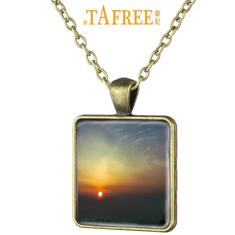 

TAFREE Famous Mount Taishan Chinese Scenery Art Picture Square Necklace Antique Bronze Plated Glass Cabochon Jewelry TS21