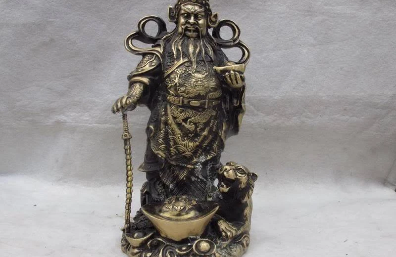 

Chinese Copper Bronze Guan Gong God of wealth plutus on Tiger Buddha statue