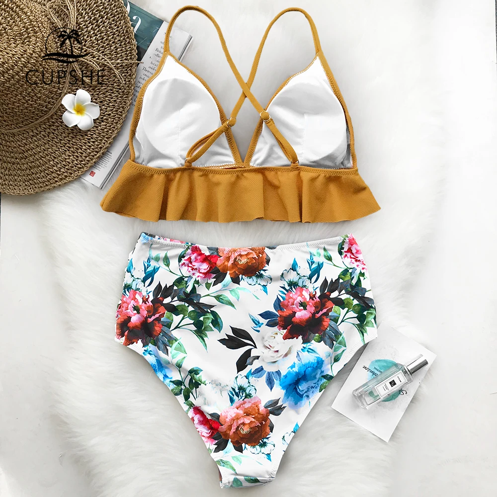 Online CUPSHE Rose Ruffled Saum Bikini Set Frauen Flora V ausschnitt Hohe taille Zwei Stück Badeanzug 2020 Mädchen Strand Badeanzug bademode