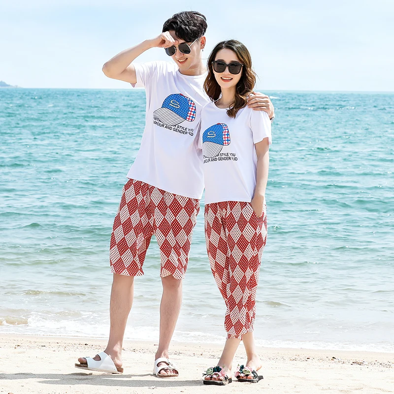 

Mommy and Me Clothes for Beach Holiday Couple Set Summer Family Look Dad Son Short T-shirt and Shorts Set Mom Daughter Clothes