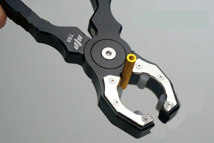 

1PC Pliers Motor Fixed Binding Clip Anti-slip Propeller Removal Wrench Lever Spanner Clamp Pincers for RC Aircraft FPV Racing