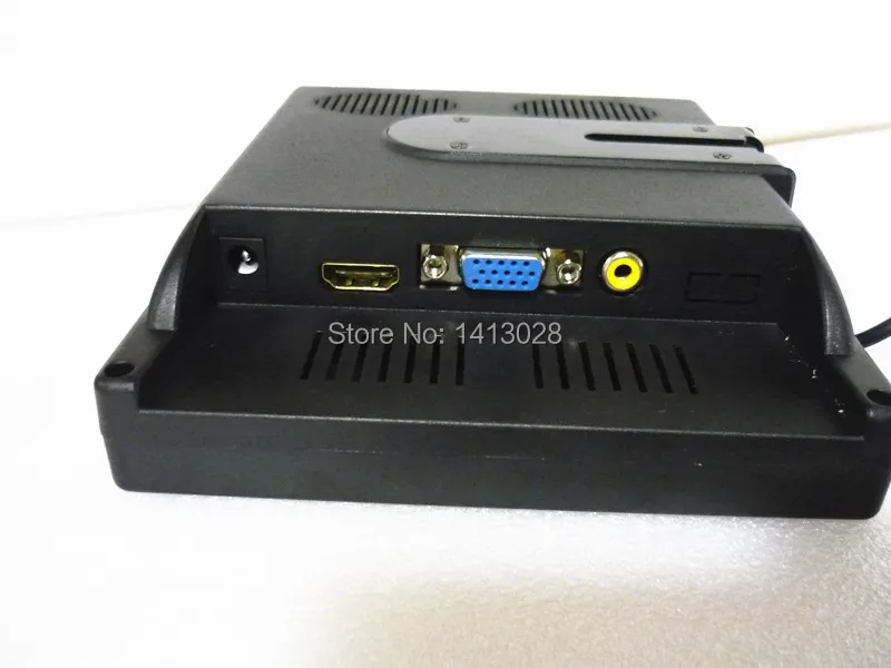 7 inch car on-board monitor 7 inch high resolution VGA monitor + 2AV + HDMI reversing video shows 5-20 v input power