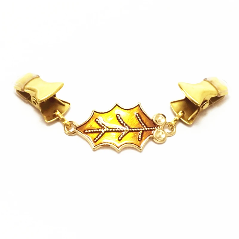 

Painted Leaves Sweater Closure Clip Clothes Cardigan Guard Brooch Women Gold Shawl Buckle Versatile Cinch Button