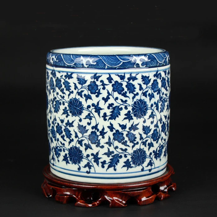 

Chinese antique blue and white handmade ceramic pen container for study