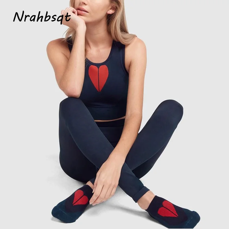 

NRAHBSQT New Red Heart Printed Yoga Set Fitness Clothing Women Sports Vest Top+Leggings 2Pcs Set Running Gym Tracksuit YS114