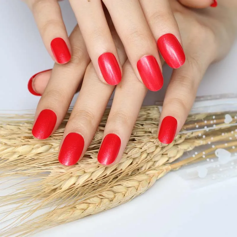 

2019 24pcs Adorable fashion candy oval decorative fake nails short round section Sexy red With flash P63SX
