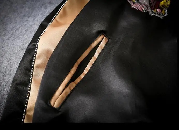 Embroidery Tiger Bomber Jacket Men Jacket Streetwear Hip Hop Baseball Jacket US Size M-XXL Embroidery Tiger Bomber Jacket Men Jacket Streetwear Hip Hop Baseball Jacket US Size M-XXL