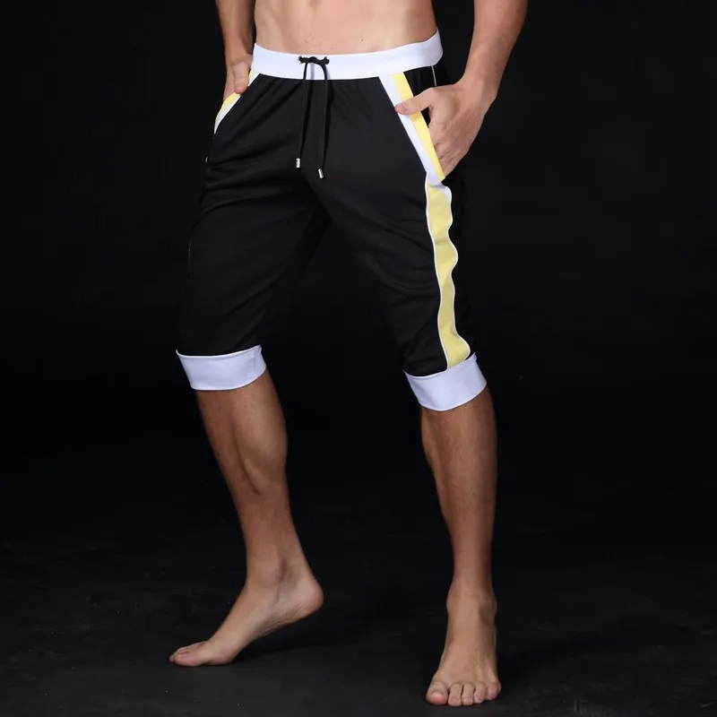 Мода, уличные летние спортивные облегающие эластичные Бермуды для бега, мужские пляжные быстросохнущие Капри - Цвет: Черный