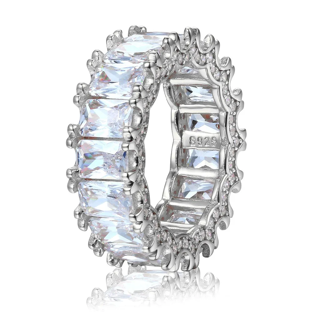 9614738786_744687785