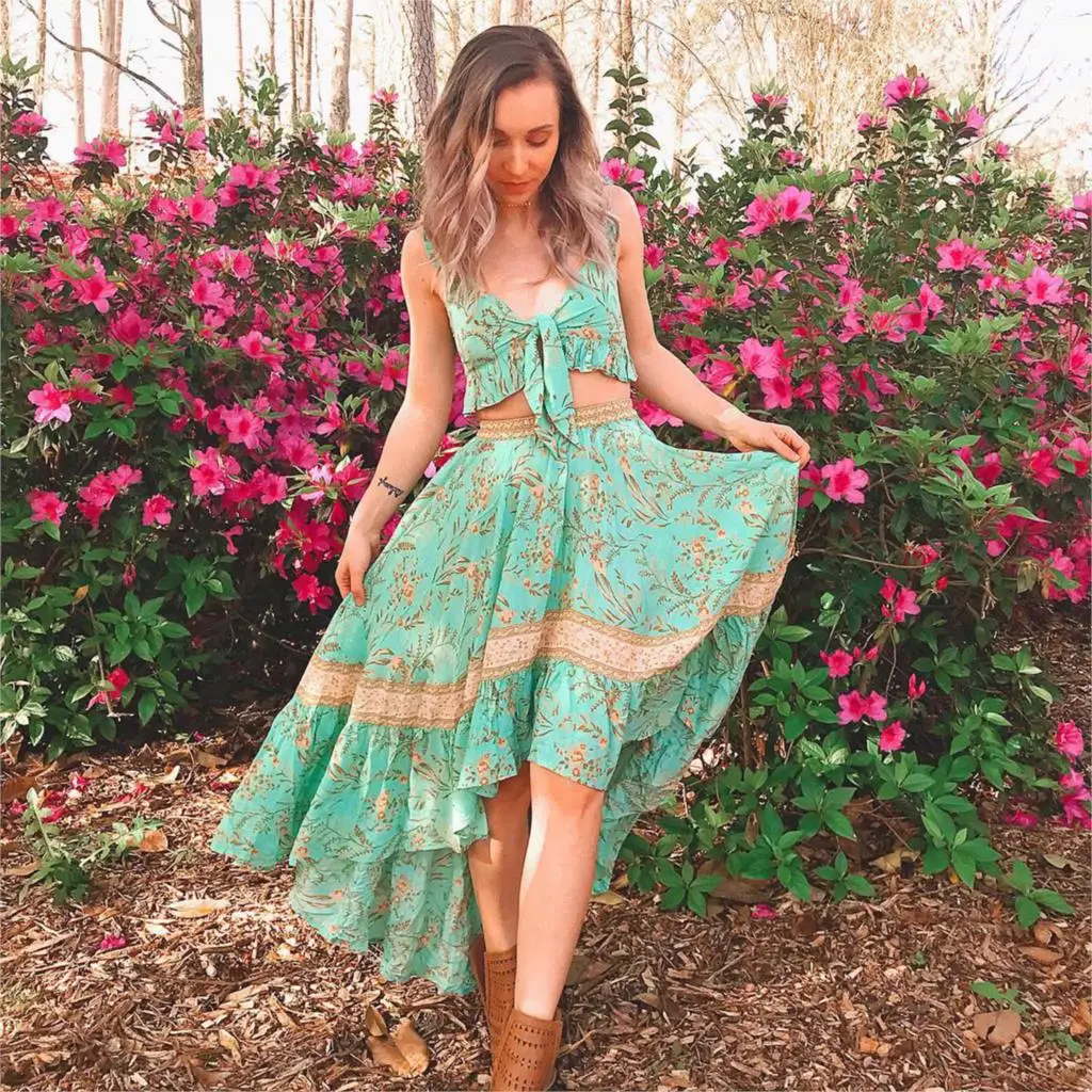 

Jastie 2019 Summer Crop Top Gypsy Floral Print Shirts Top Bow V-Neck Boho Beach Wear Short Tops Blusas Women Camisole Tank Tops