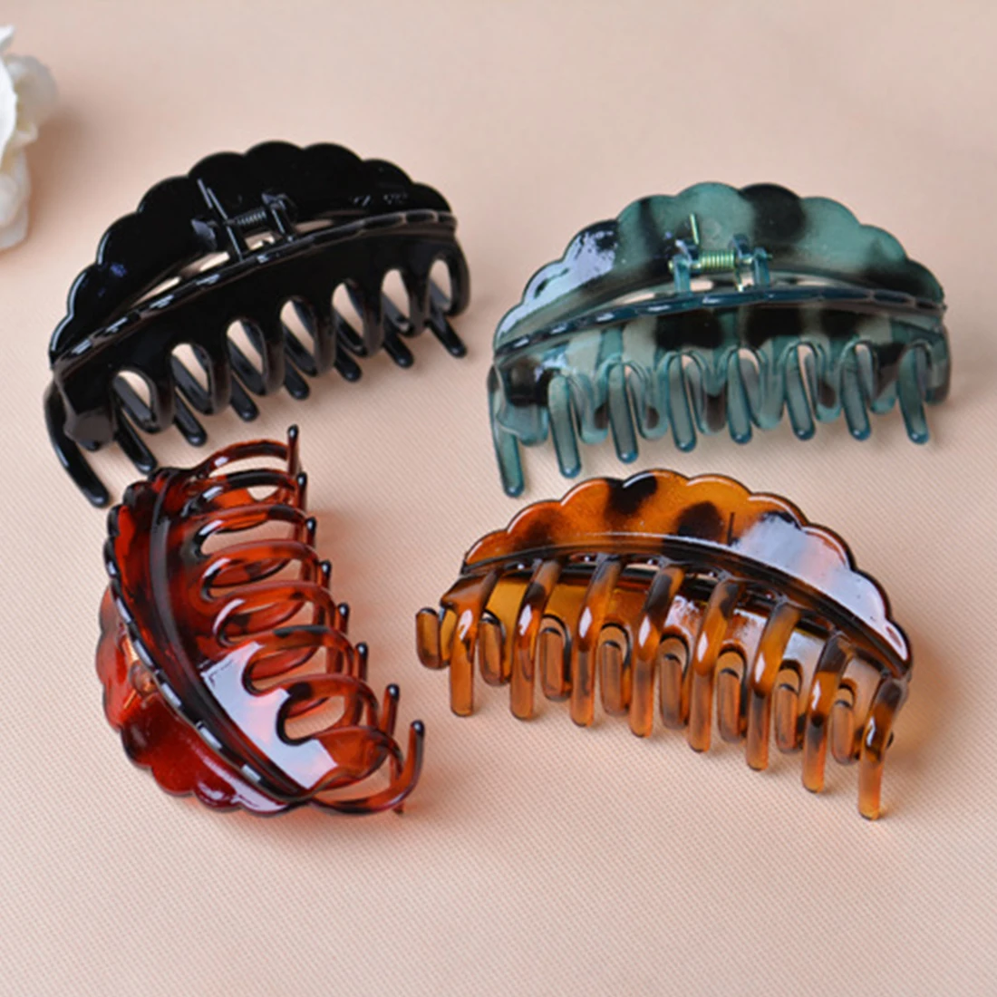 Popular Hot Beauty Fashion acrylic hair clip Women Large Size Acrylic