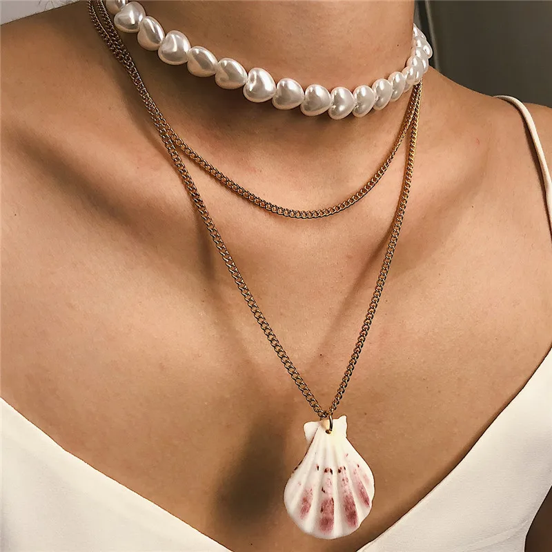 

GIVVLLRY Natural Scallop Shell Pendant Necklace for Women Elegant Imitation Pearl Heart Beaded Choker Chain Necklace Jewelry