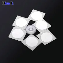 Ücretsiz Kargo 100 adet Ntag213 NFC yapışkan etiket NTAG 213 NFC Etiketleri Evrensel Etiket tüm NFC özellikli telefonlar için