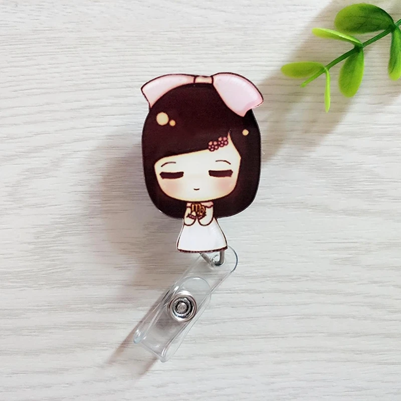 

Cute Retractable Brooch Badge Reel Student Nurse Exihibiton ID Name Card Badge Holder Brooch Badge Supplies Easy To Pull Buckle