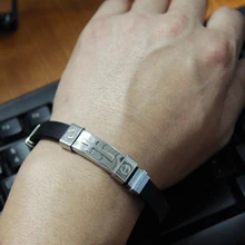 

phenovo New Design Unisex Stainless Steel Rubber Cross Bracelet for Trendy Men Women Charm Bracelets Jewelry Accessories