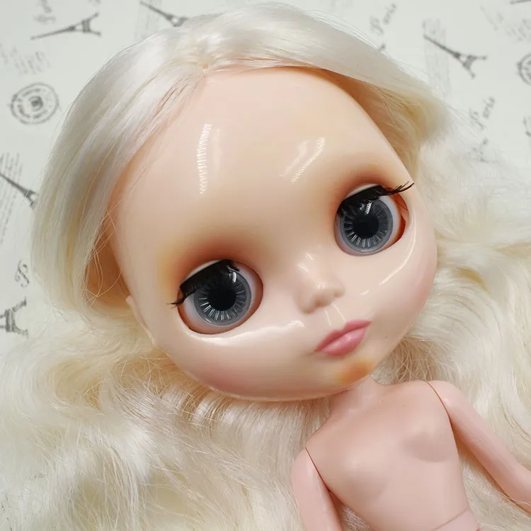 Factory Blyth Doll Pelo Blanco Con/Sin Frequillo 4 Colores De Ojos, Hair White With/Without Bangs 4 Colors For Eyes