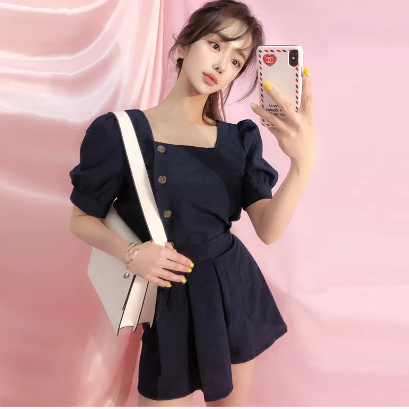 

[EWQ] 2019 Summer New Square Collar Single-breasted Short-sleeved Solid Color Versatile Top + High-rise Casual Shorts Suit QJ869